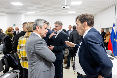 OBISK VLADE V PRIMORSKO NOTRANJSKI REGIJI 8.1.2025 - Valter Leban-8489